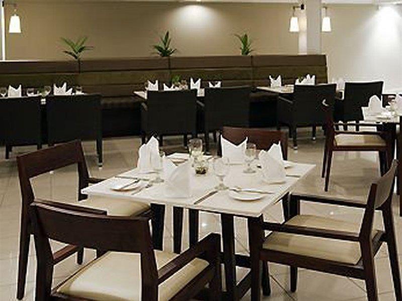 Novotel Suva Lami Bay מסעדה תמונה